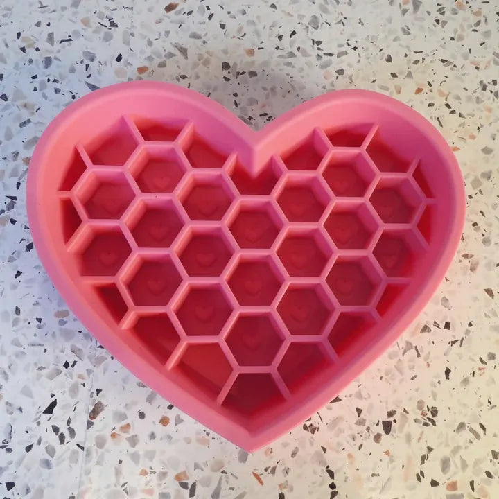 Katti Lickin Mat Heart Pink
