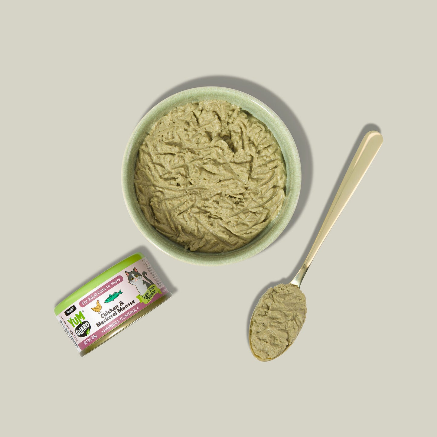 YUMGUARD HAIRBALL CONTROL CHCKN + MCKRL 12PK 80G (OM12)